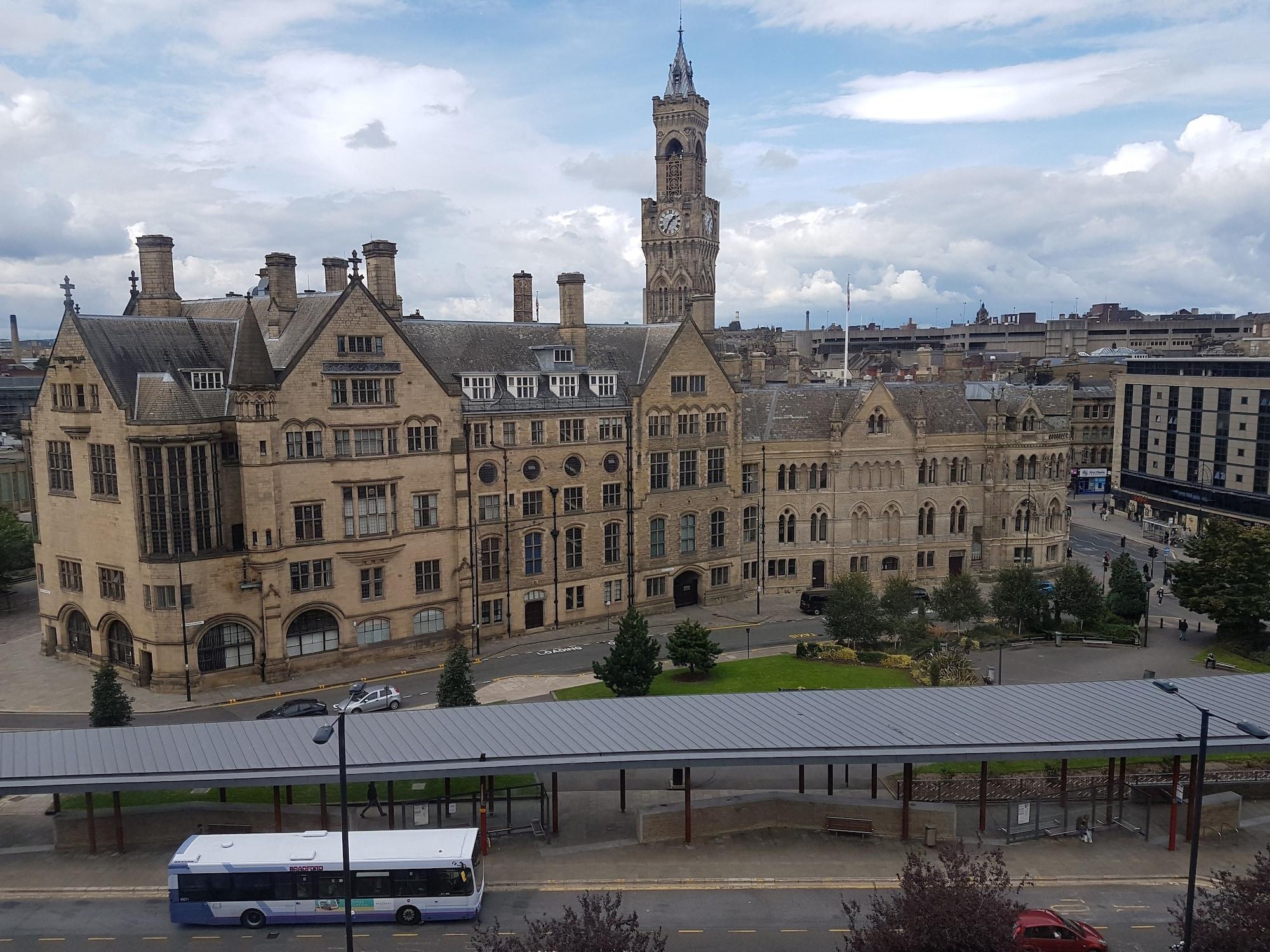 The Bradford Hotel Bagian luar foto