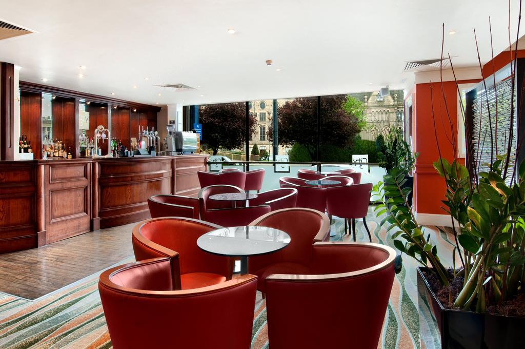 The Bradford Hotel Restoran foto
