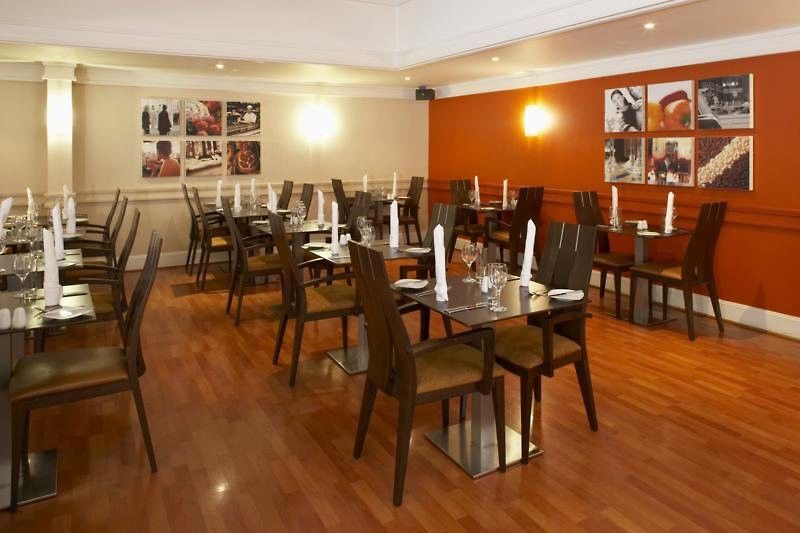 The Bradford Hotel Restoran foto